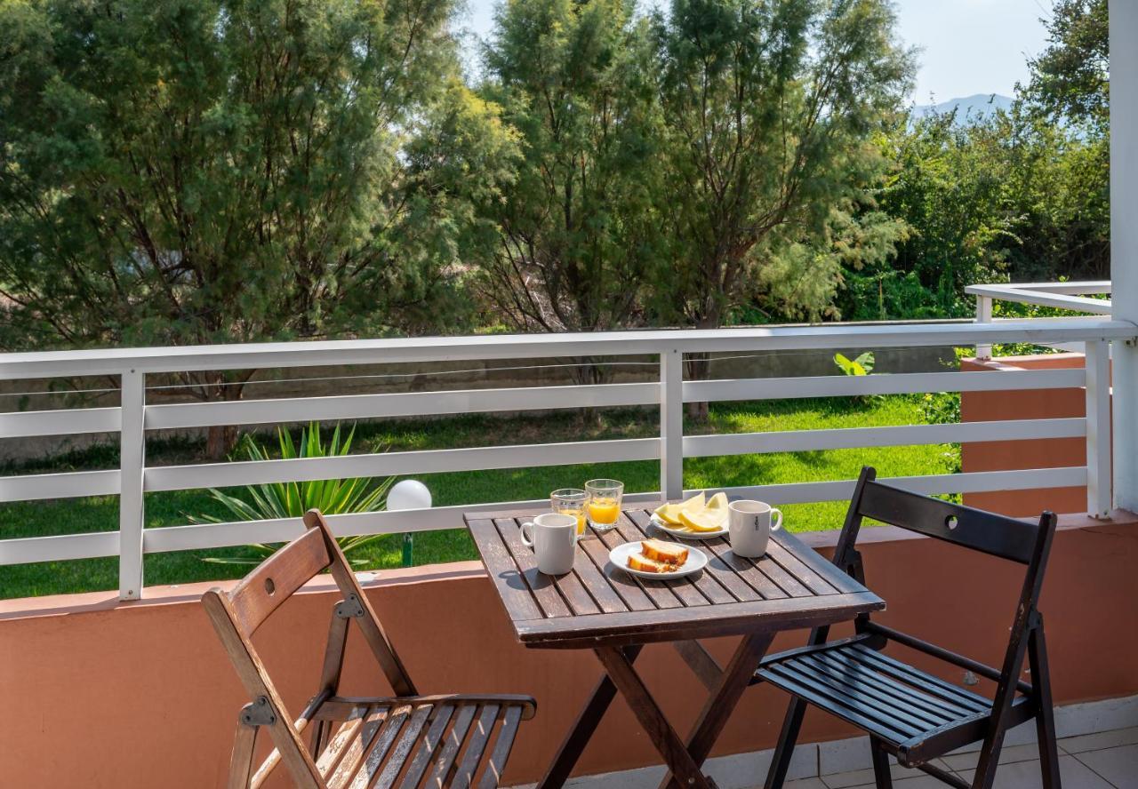 Jonathan Studio Apartments Tigaki Dış mekan fotoğraf